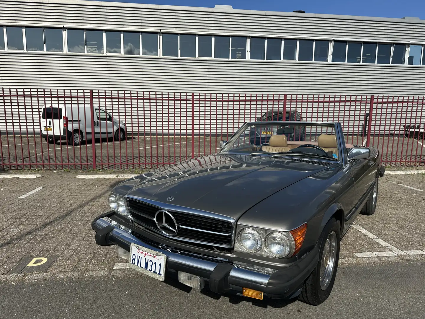 Mercedes-Benz SL 560 SL Grau - 1