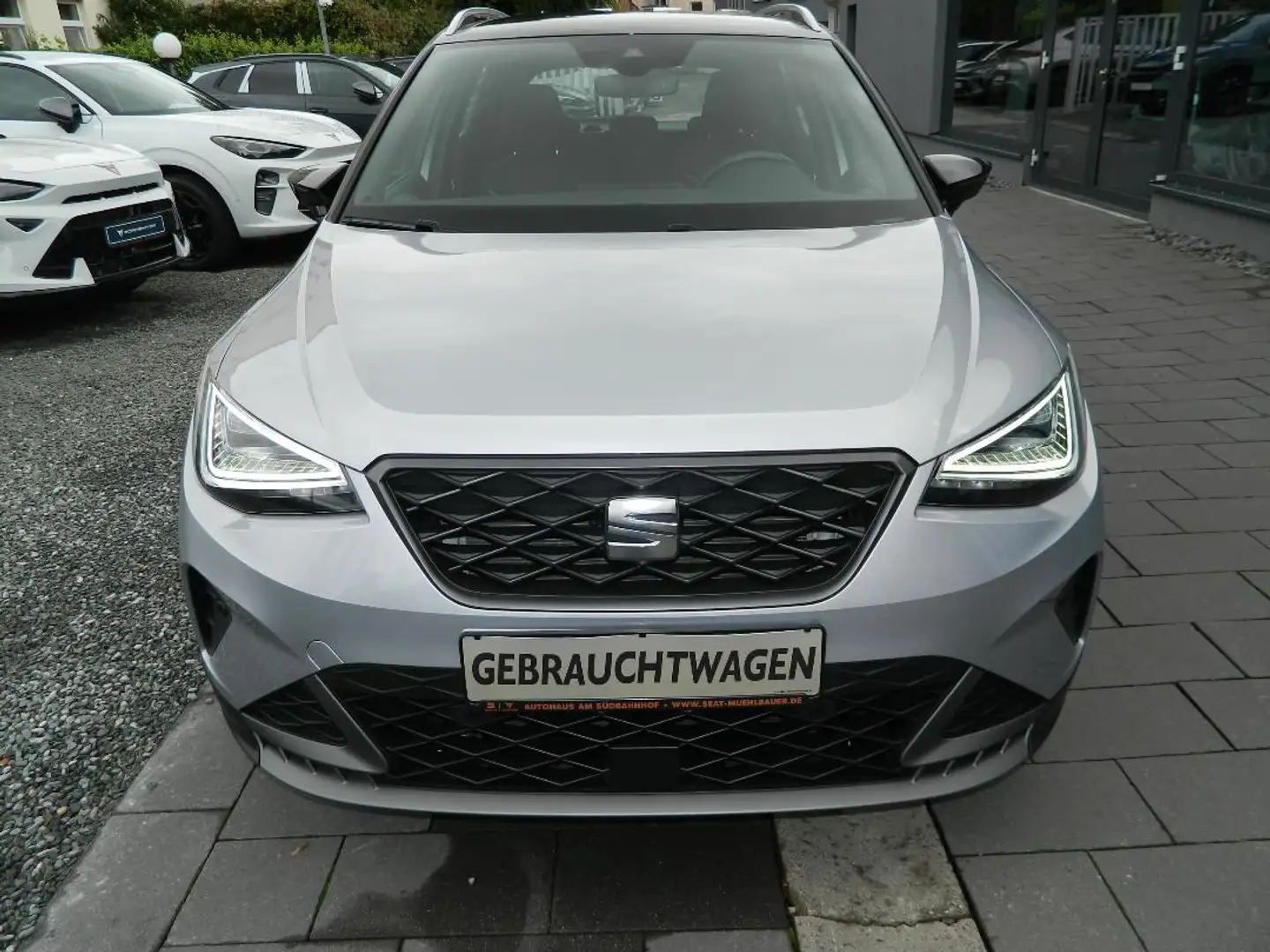 SEAT Arona FR 1.0 TSI DSG Sitzheiz/Kessy/Navi/VollLED/18Zoll Argent - 2