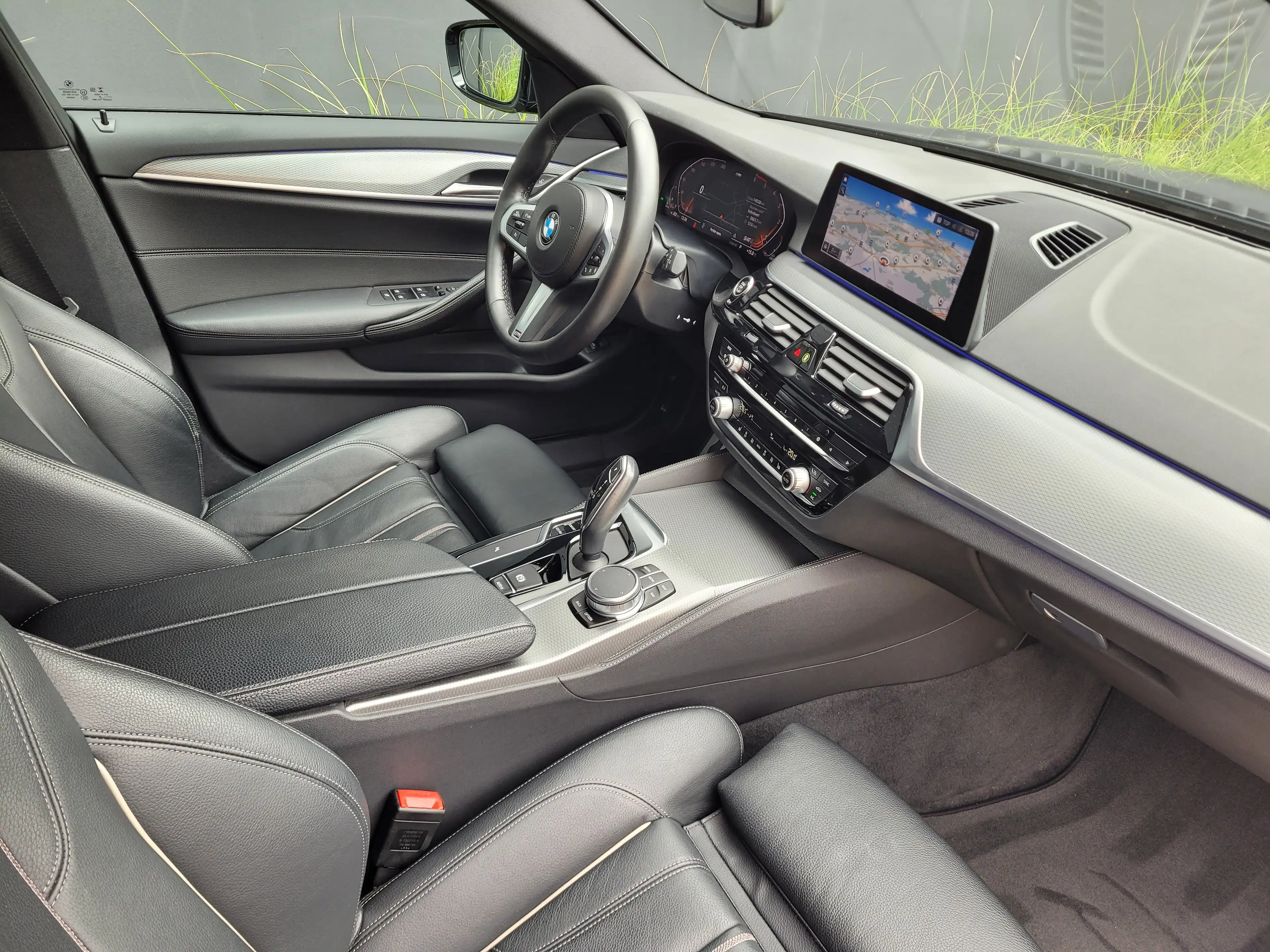 BMW 518 d Touring Aut. *M-PAKKET*CAMERA*DAB*FACELIFT!* — photo 11