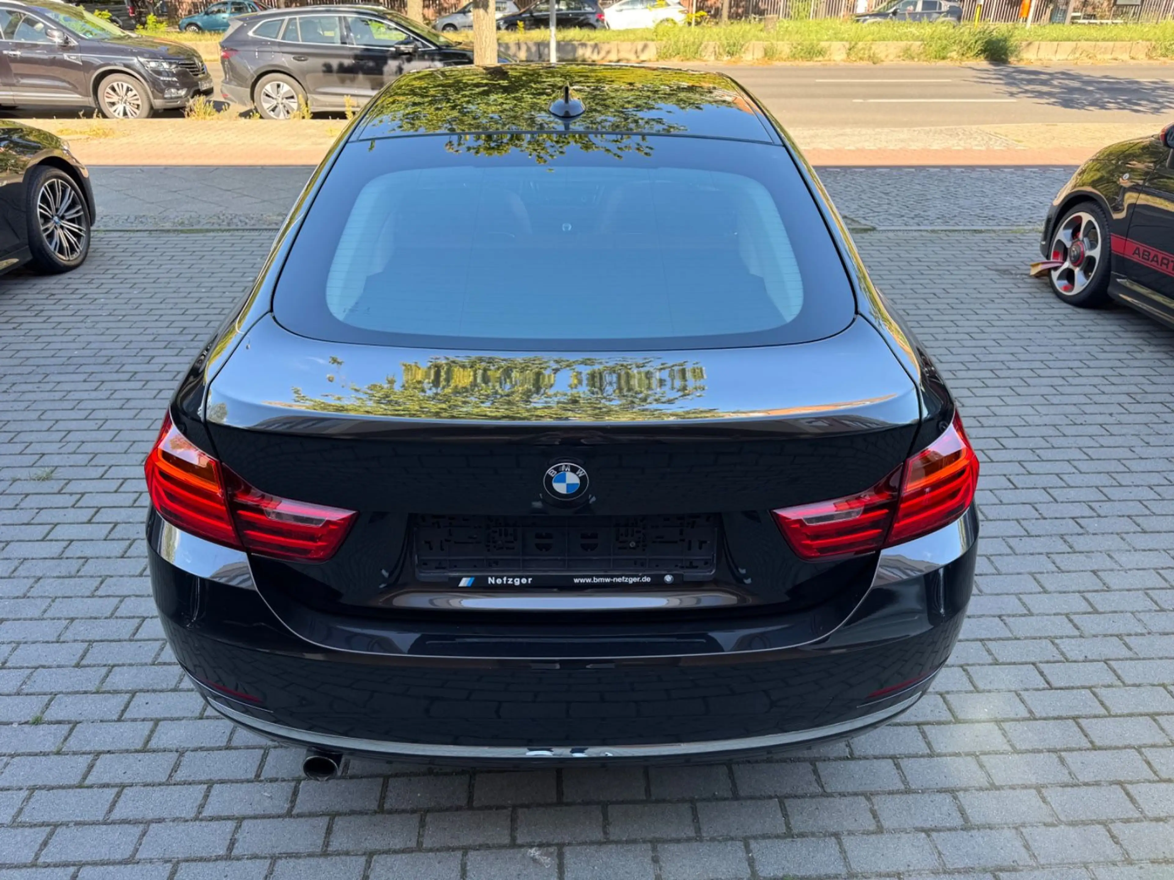 BMW 418 — photo 10