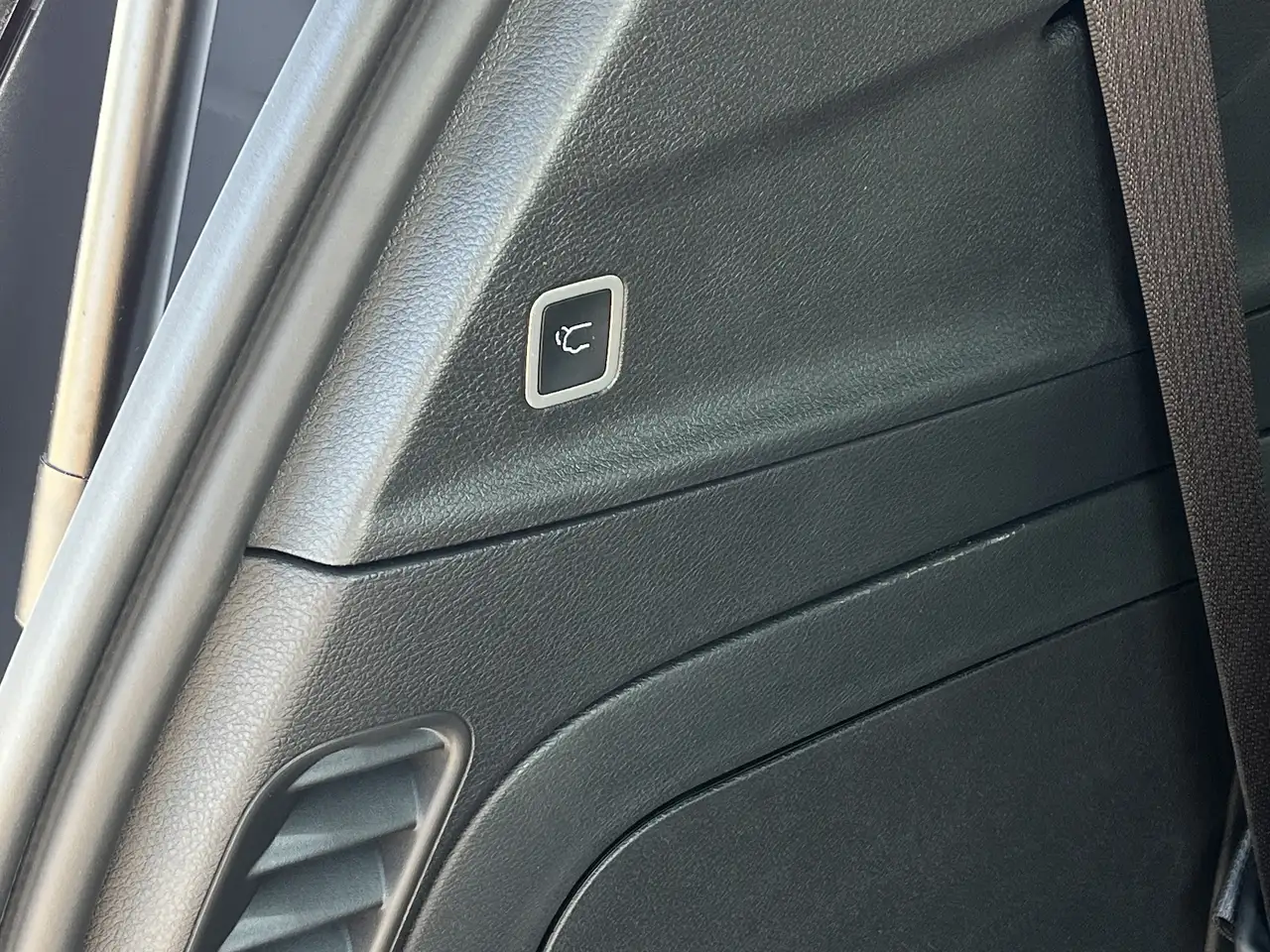 Chrysler Pacifica снимка Chrysler Pacifica