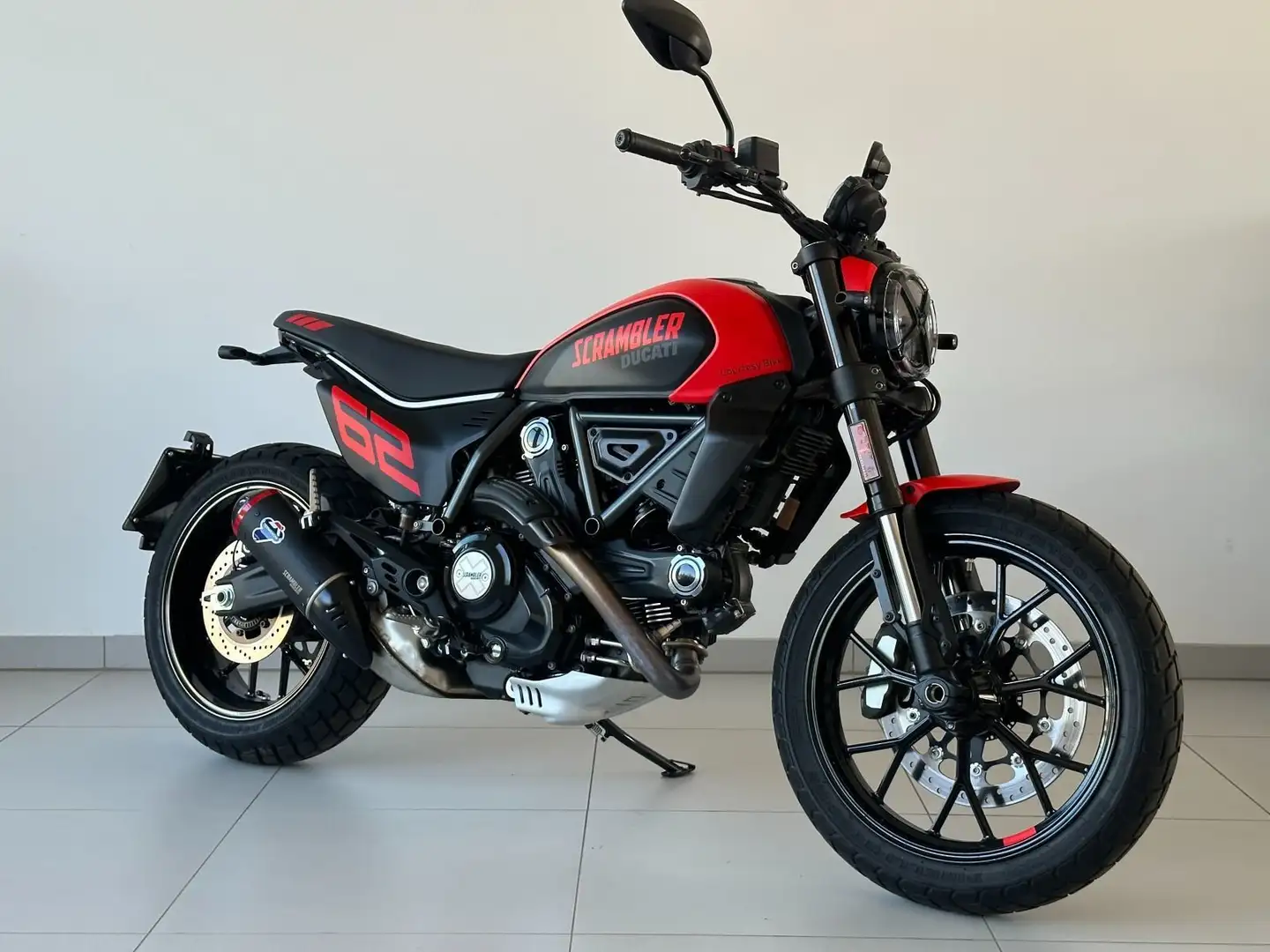 Ducati Scrambler Full Throttle - Vorführfahrzeug + Zube Rot - 2