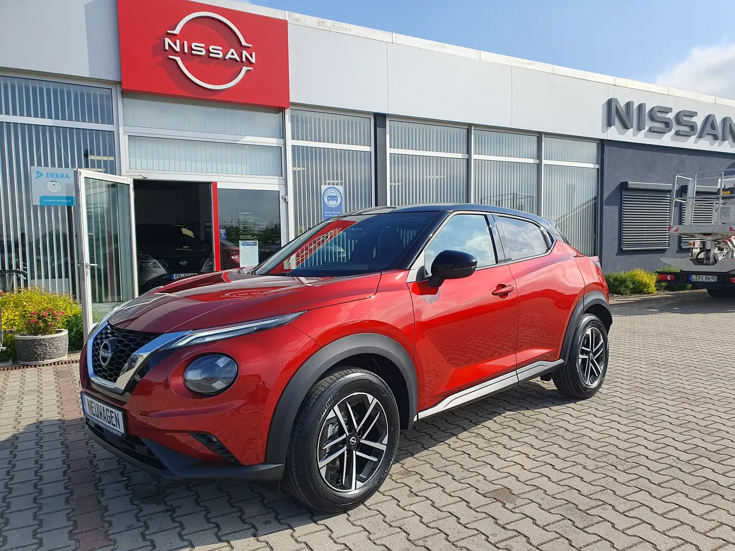 Nissan Juke 1.0 DIG-T DCT N-Connecta Voll-LED, Winter-Paket Arancione - 1