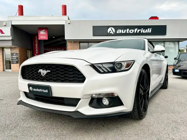 Ford Mustang Convertible 2.3 ecoboost 317CV auto