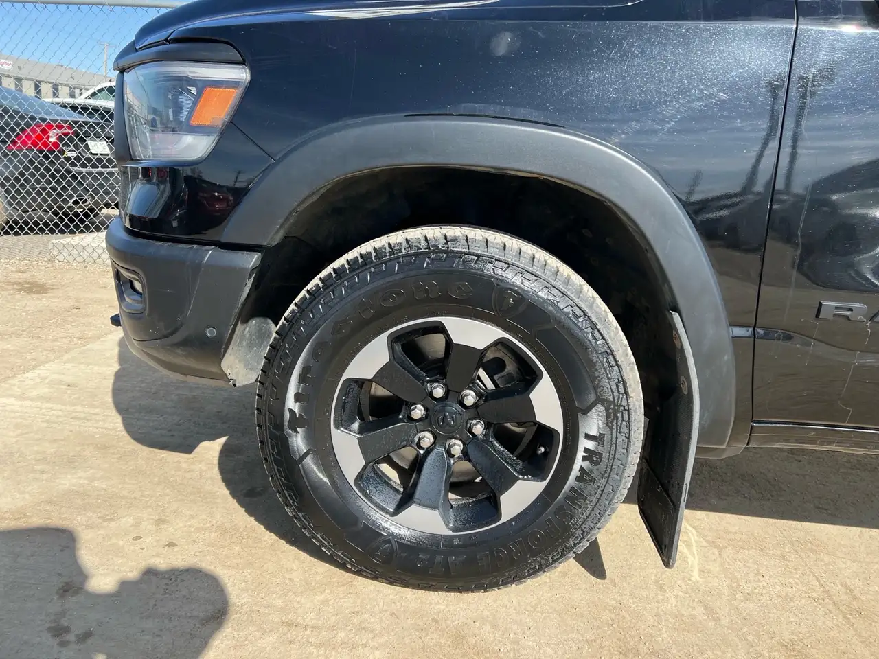 RAM 1500 снимка RAM 1500