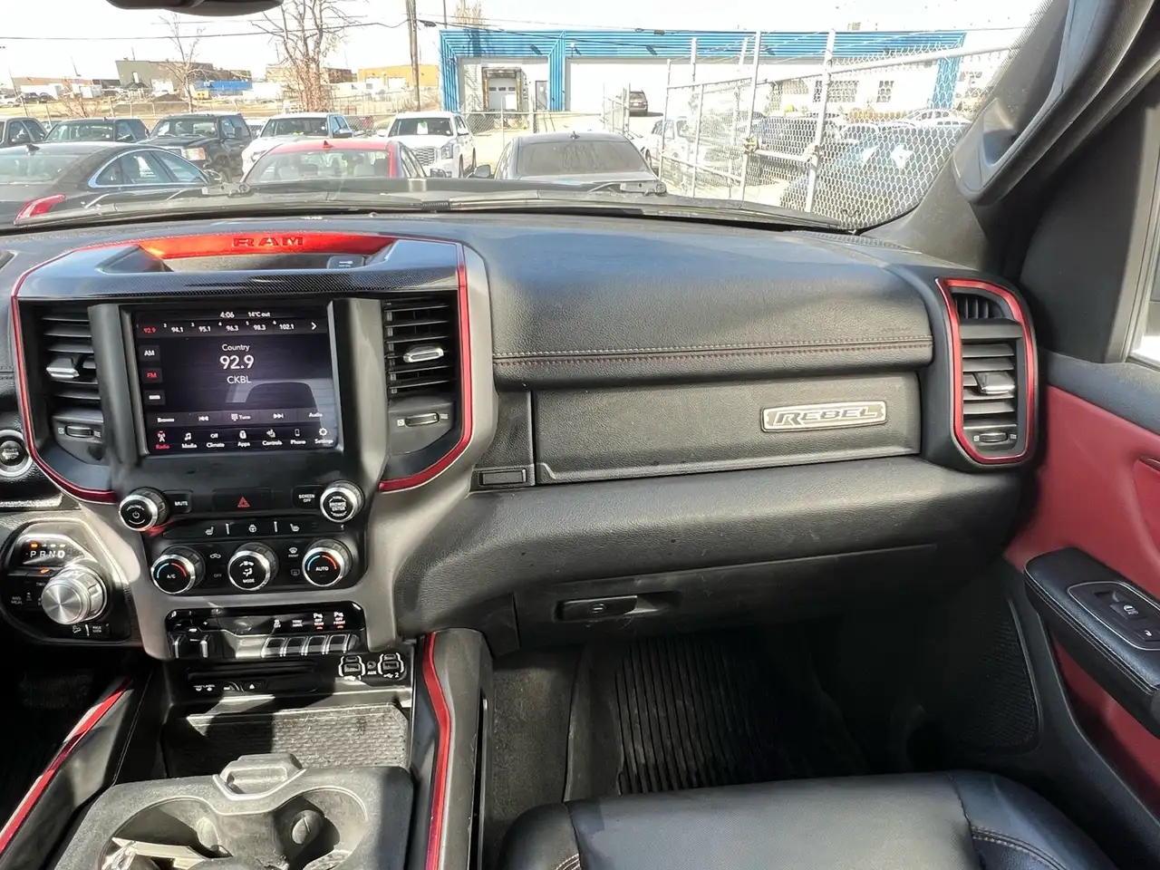 RAM 1500 снимка RAM 1500
