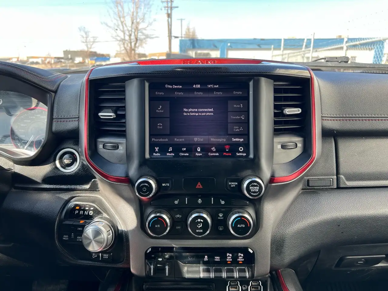 RAM 1500 снимка RAM 1500