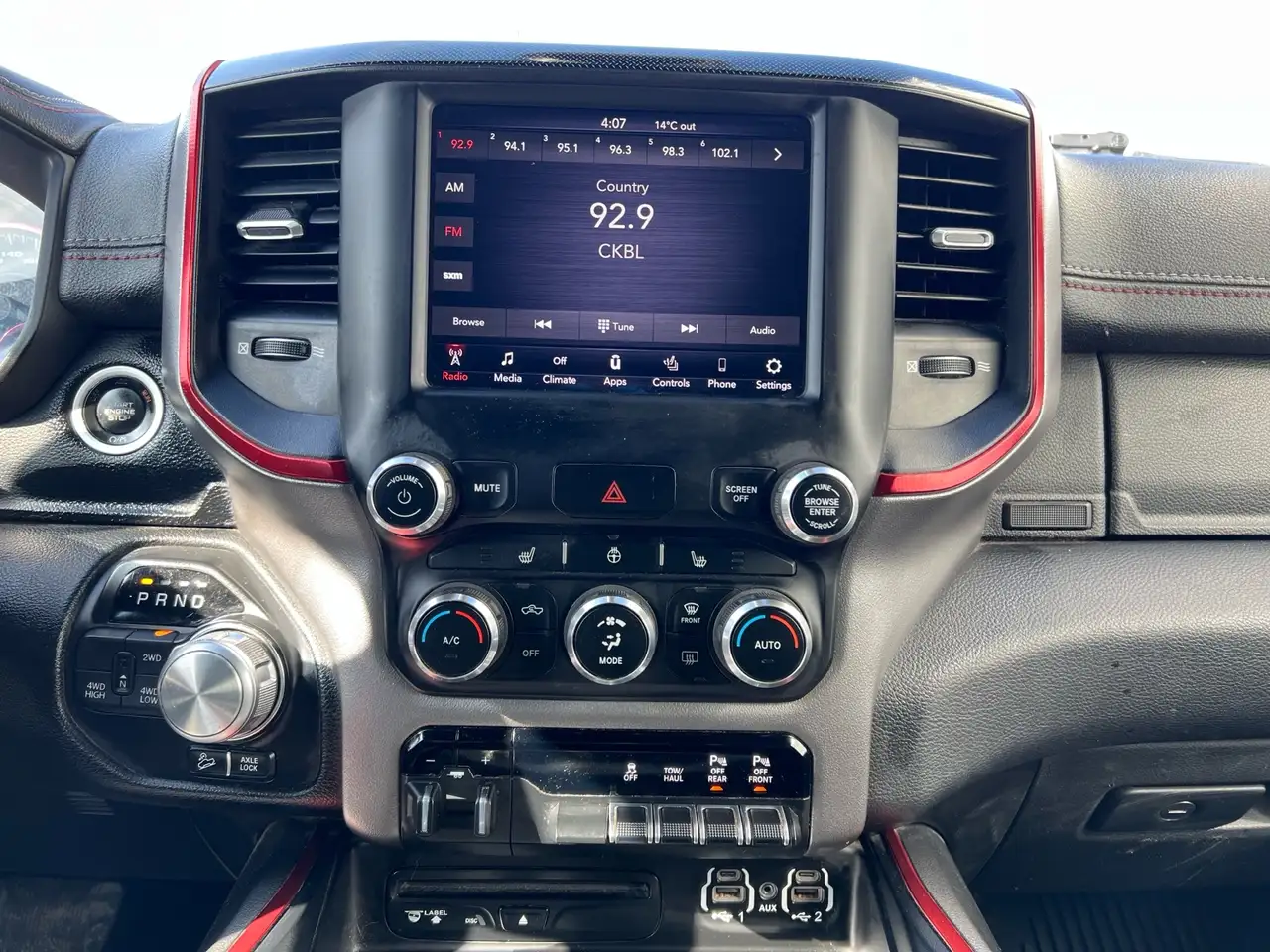 RAM 1500 снимка RAM 1500