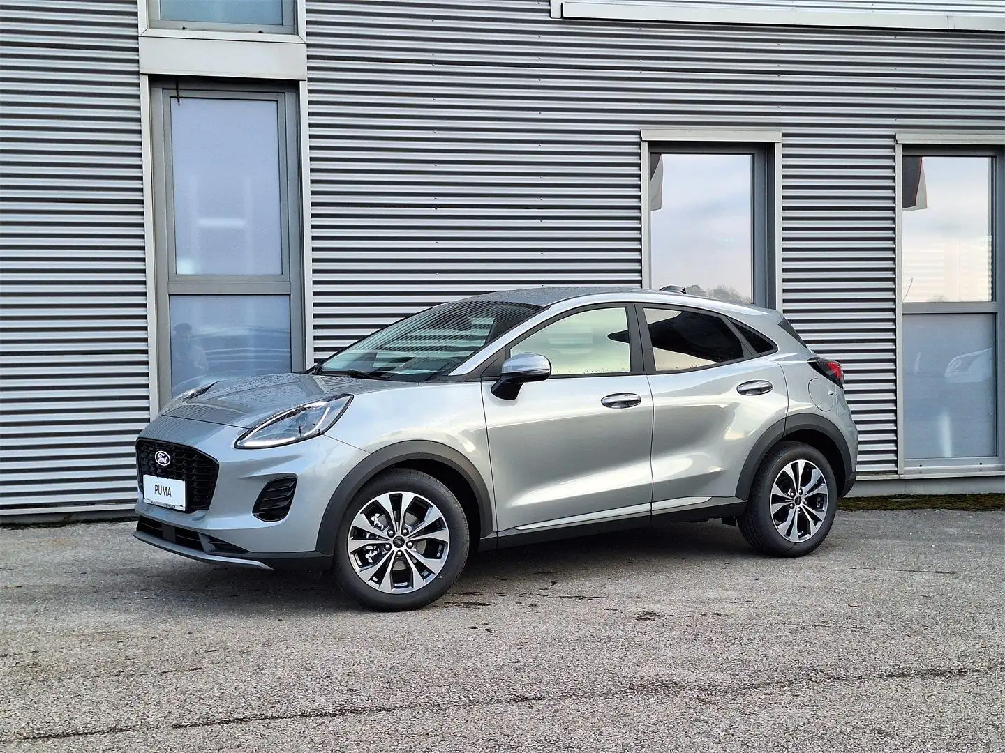 Ford Puma Titanium 1,0l 125PS MHEV Silber - 2