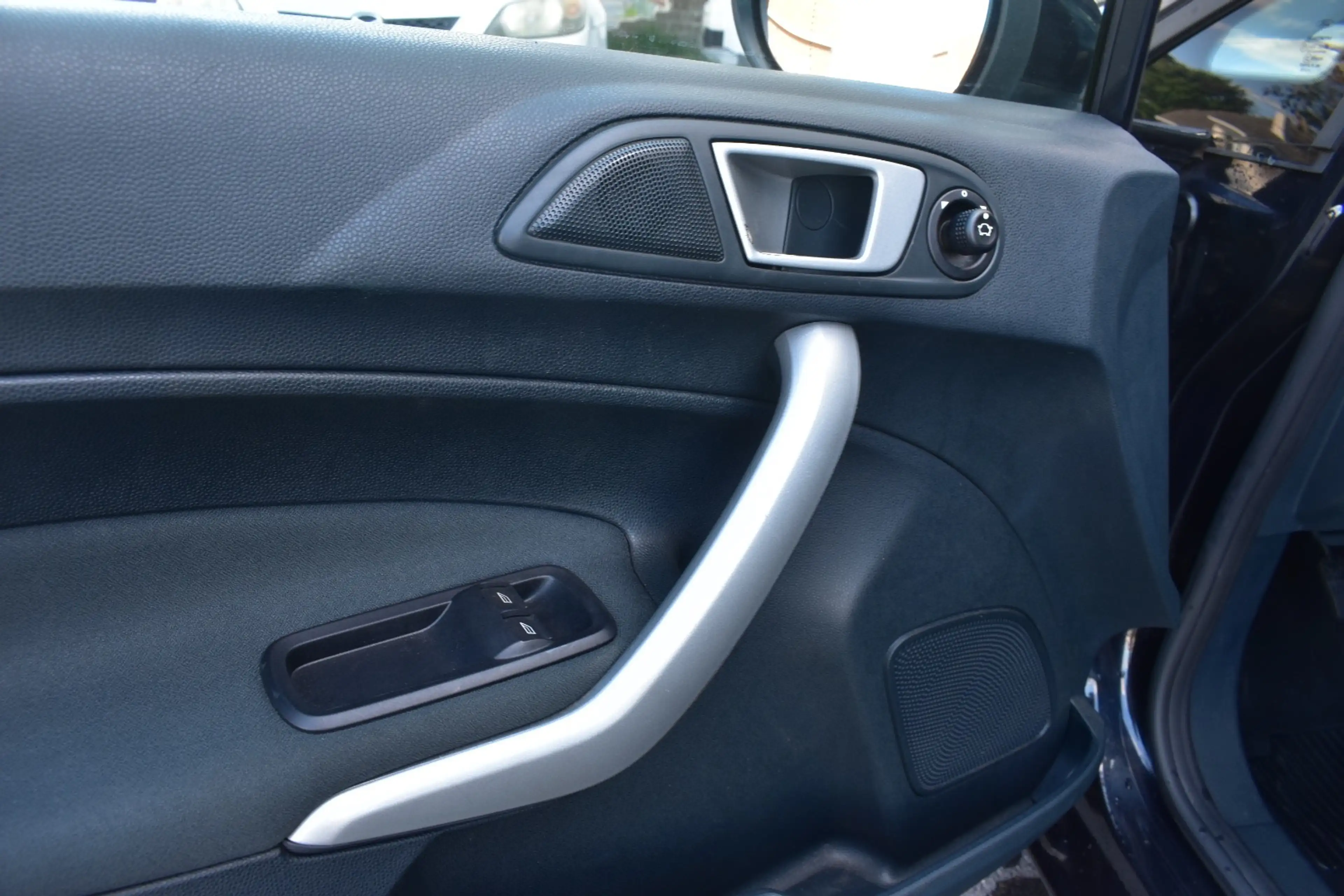 Ford Fiesta 1.25i Titanium Edition / Airco / Topstaat / Garantie — photo 12