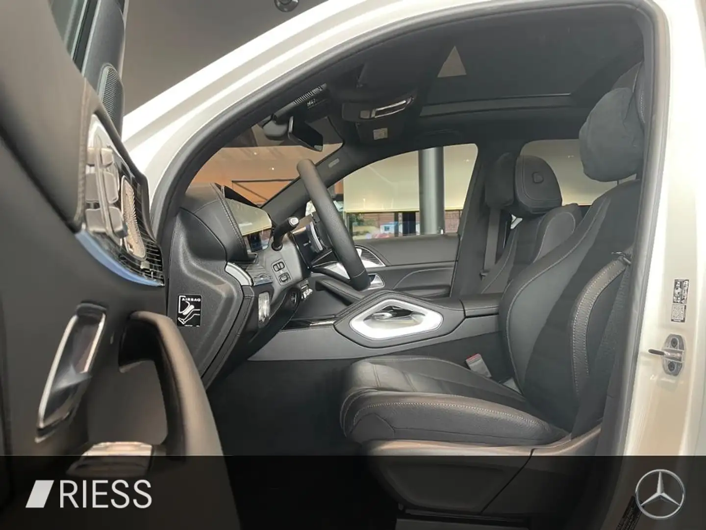 Mercedes-Benz GLE 450 d AMG+PANO+AHK+AIRMATIC+DISTR+KEYL+HUD+ Weiß - 2