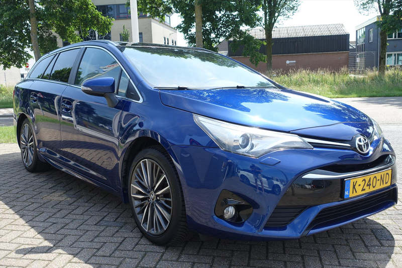 Toyota Avensis Touring Sports 1.8 VVT-i 147pk Executive Business — photo 4