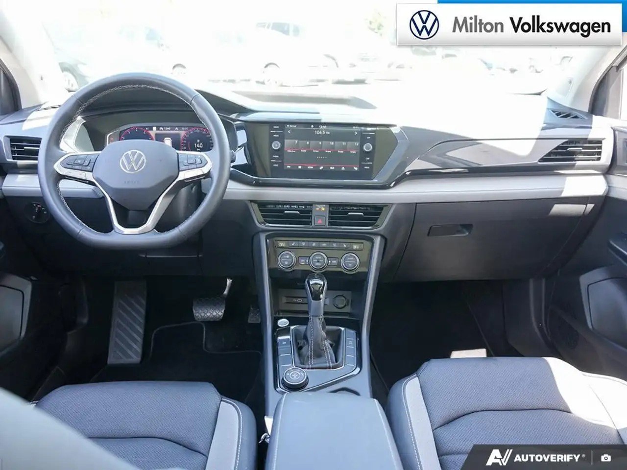 Volkswagen Taos снимка Volkswagen Taos