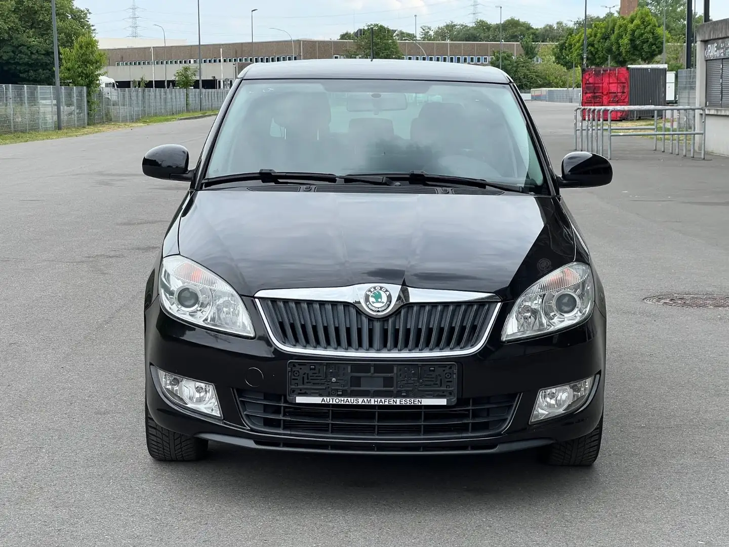 Skoda Fabia Family*SITZHEIZUNG*PDC*TEMPOMAT* Czarny - 1