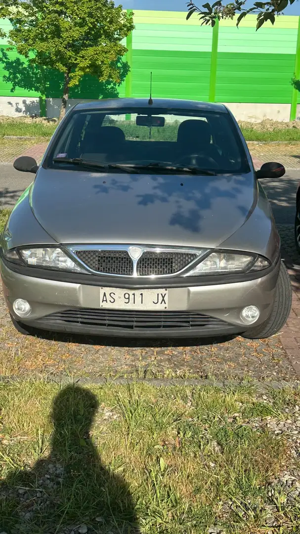 Lancia Ypsilon - 1