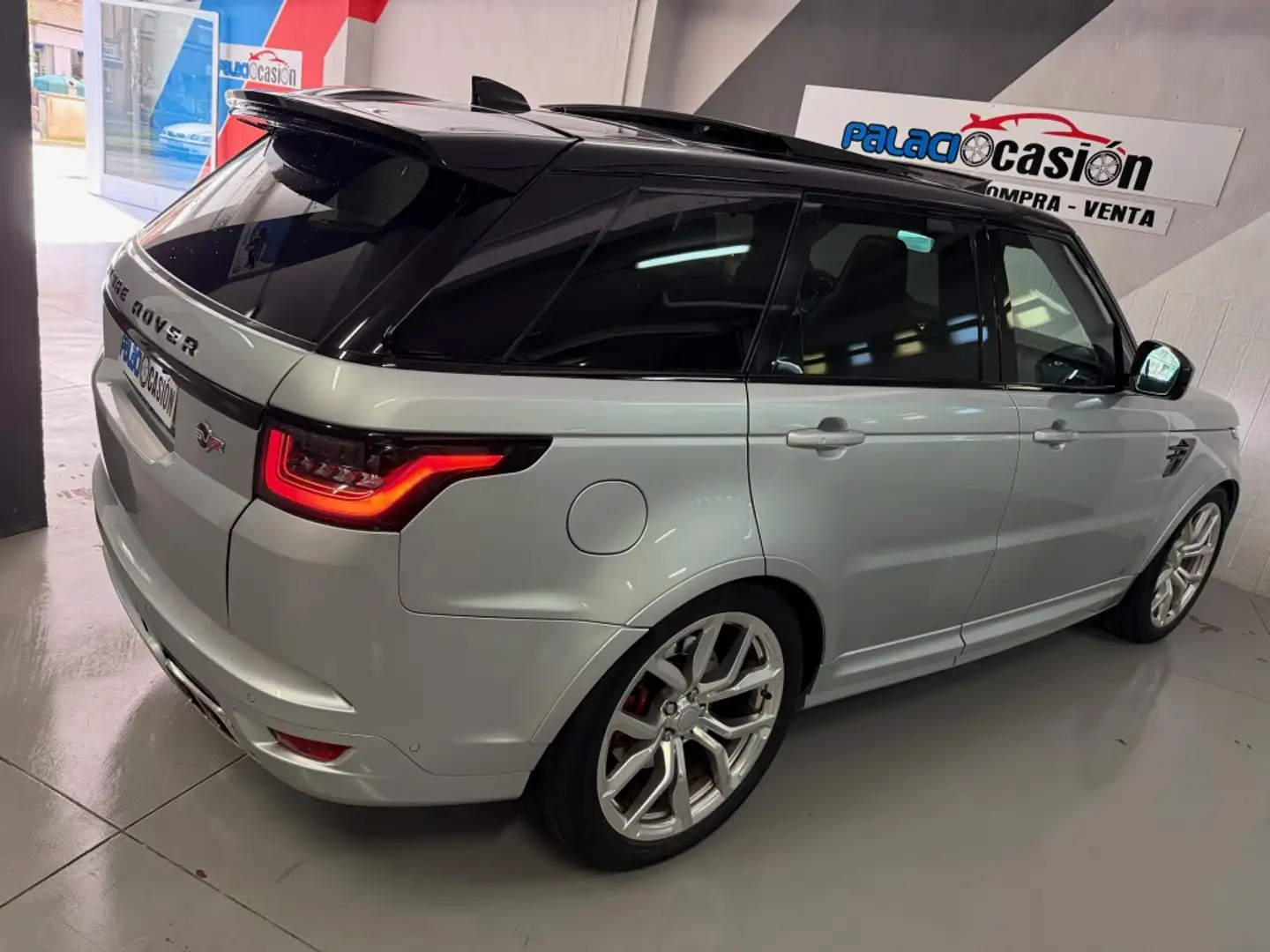Land Rover Range Rover Sport 5.0 V8 SC SVR Aut. Argent - 2