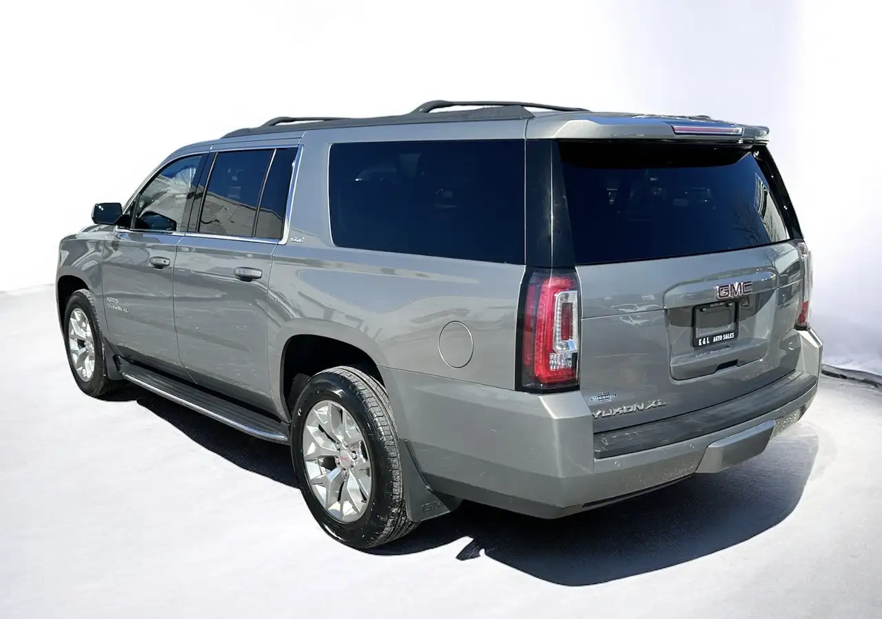 GMC Yukon снимка GMC Yukon