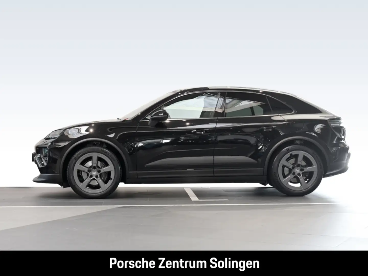 Porsche Macan Panoramadach Bose 21'' Räder AHK Privacy Schwarz - 2