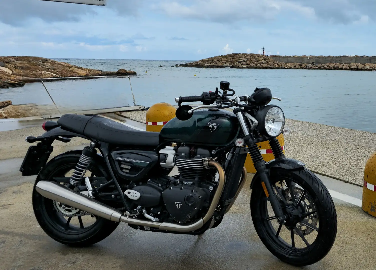 Triumph Speed Twin 900 Stealth edition Noir - 1