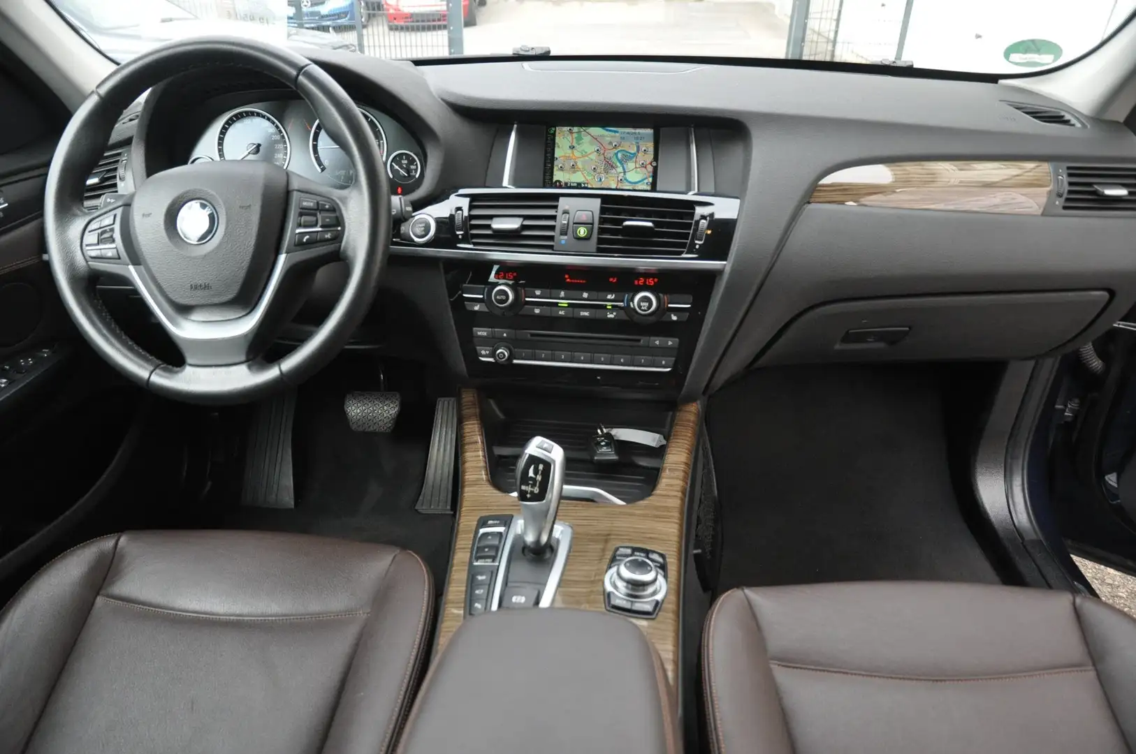 BMW X3 xDrive20d Aut. xLine*AHK-HeadUp-Totwinkel-Spur-kam Blau - 2