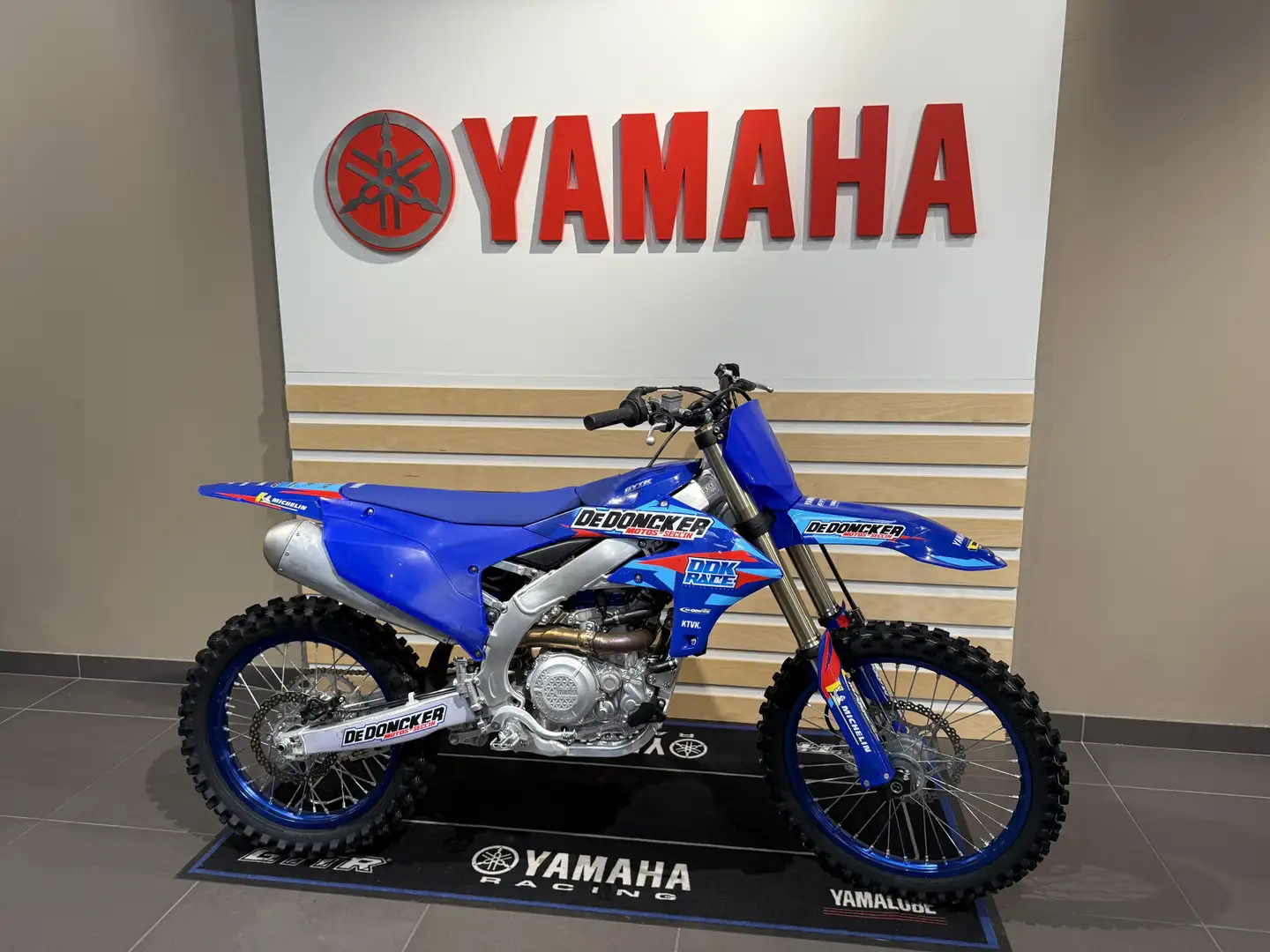 Yamaha YZ 450 - 1