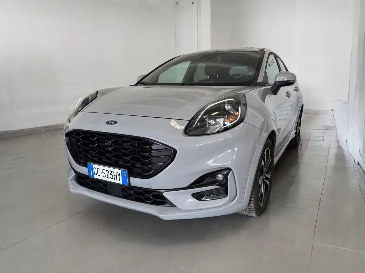 Ford Puma 1.0 EcoBoost 125 CV S&S ST-Line X Šedá - 1