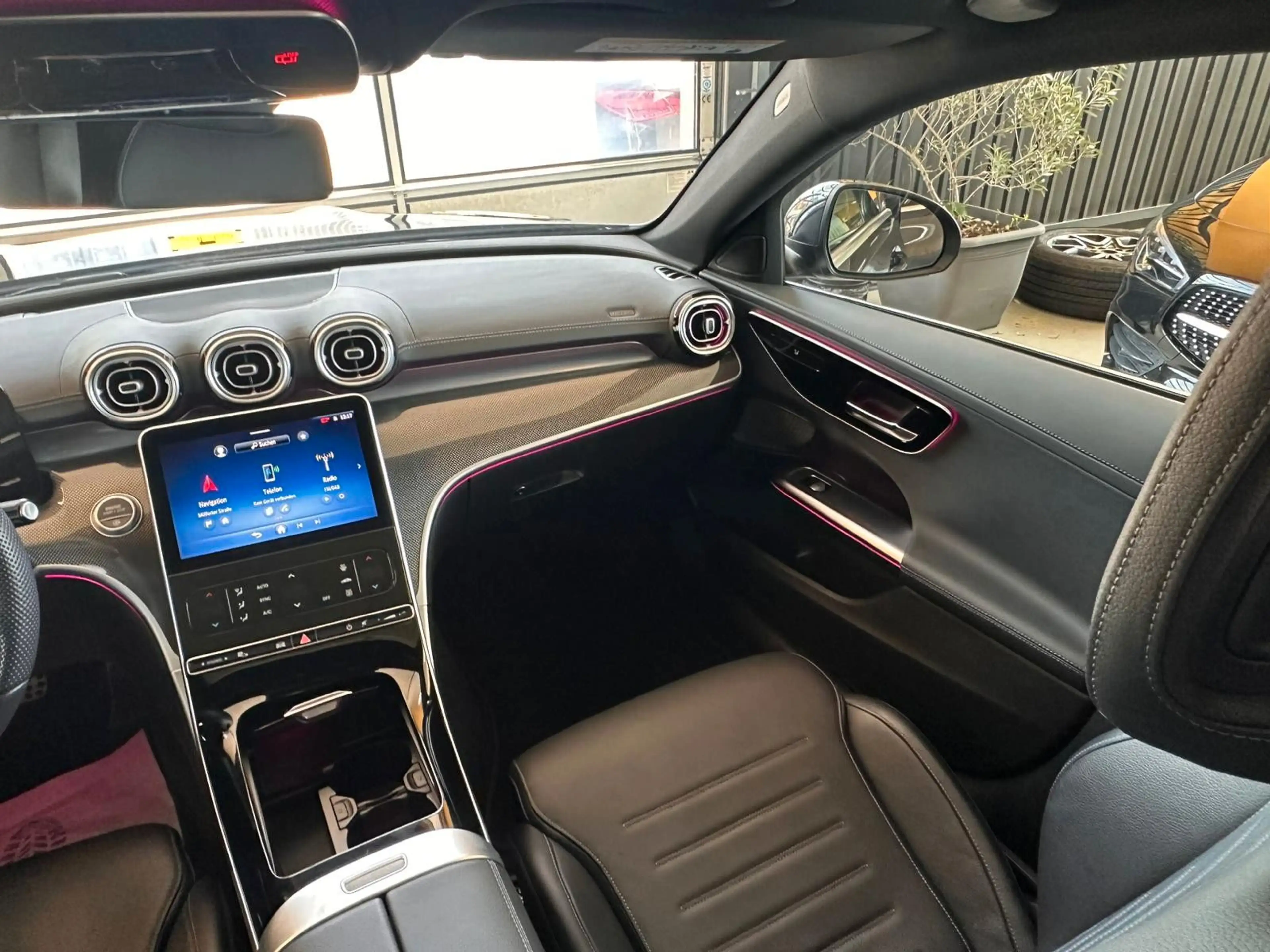 Mercedes-Benz C 300 d T 2x AMG*Leder*Pano*AHK*RFK*Ambiete+ — photo 12