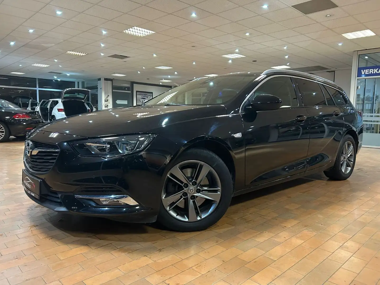 Opel Insignia B Sports Tourer Dynamic Nero - 1