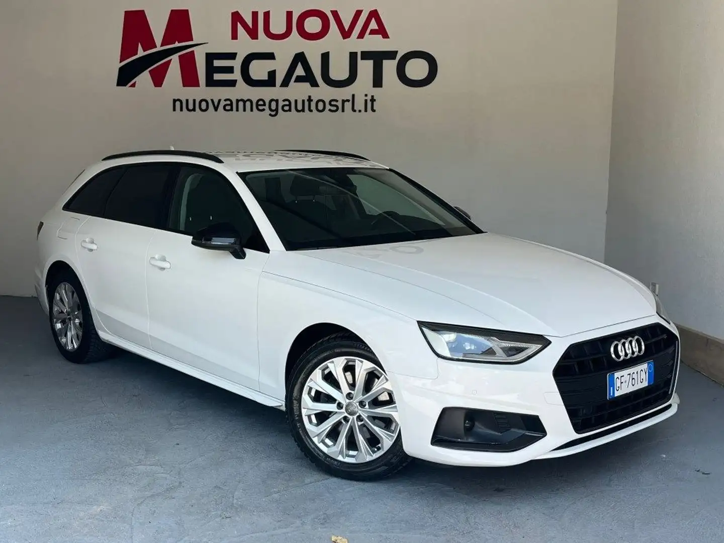 Audi A4 Avant 35 TDI/163 CV S tronic Business Advanced Blanc - 1