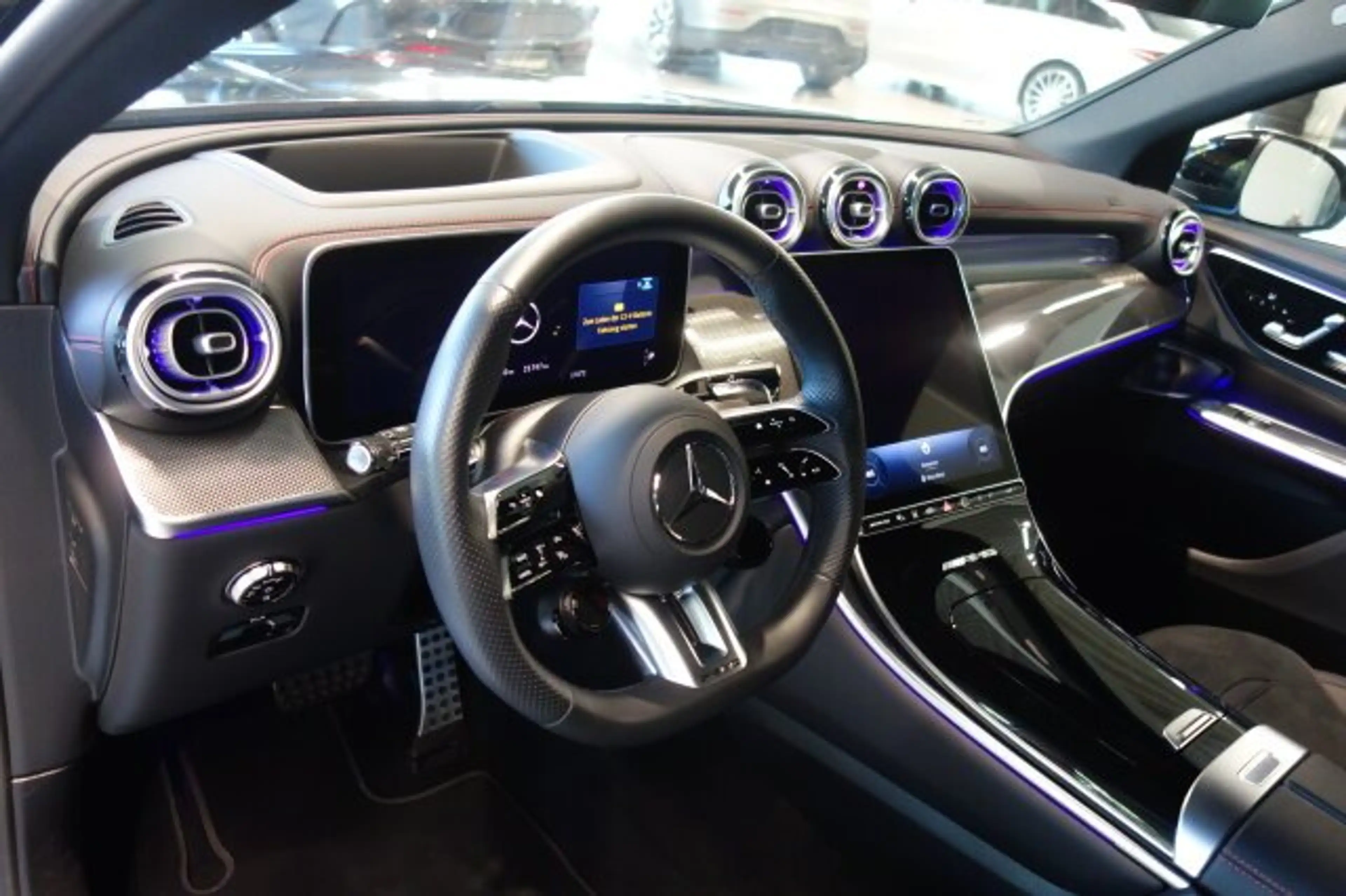 Mercedes-Benz GLC 43 AMG AMG GLC 43 4M STANDH FAHR PAK PANO MEMO HAL DIGI — photo 11