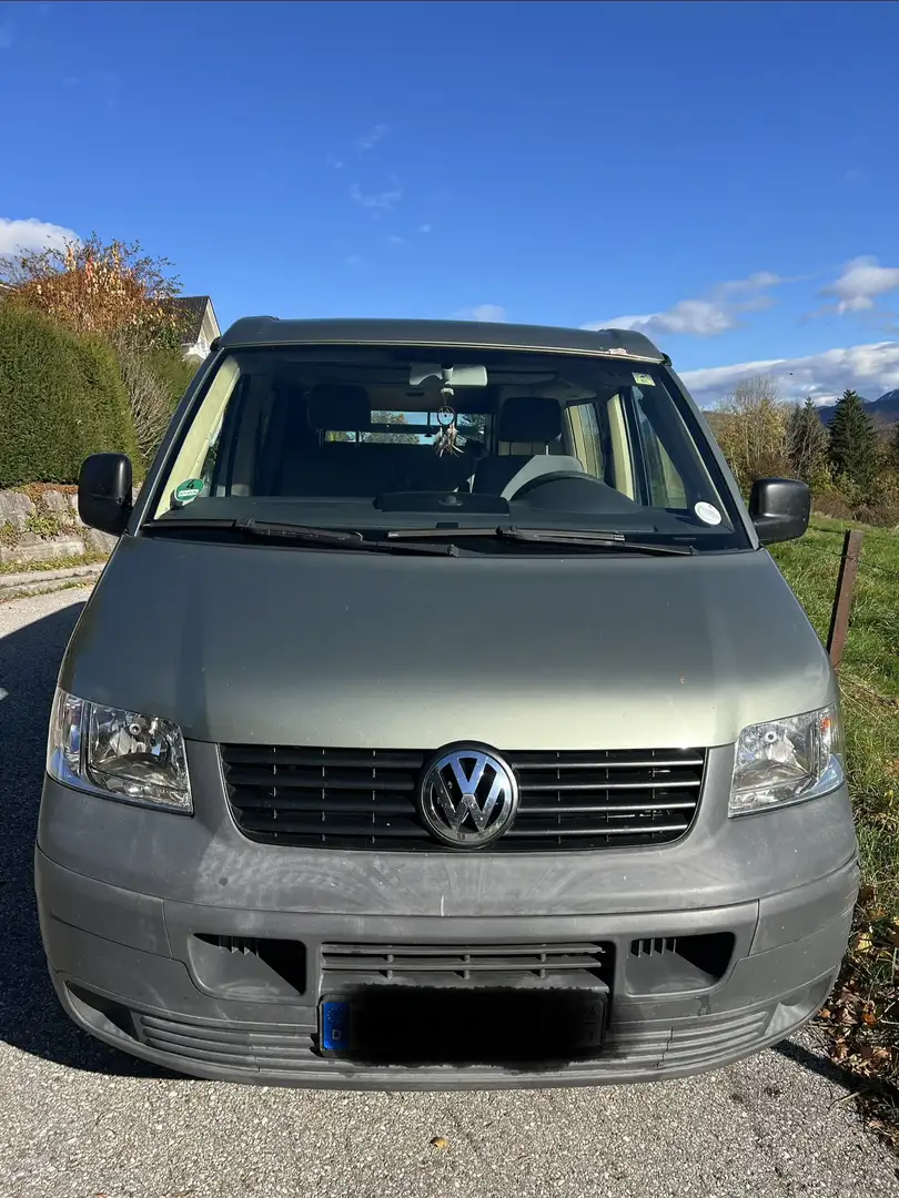 Volkswagen T5 California Zelená - 2