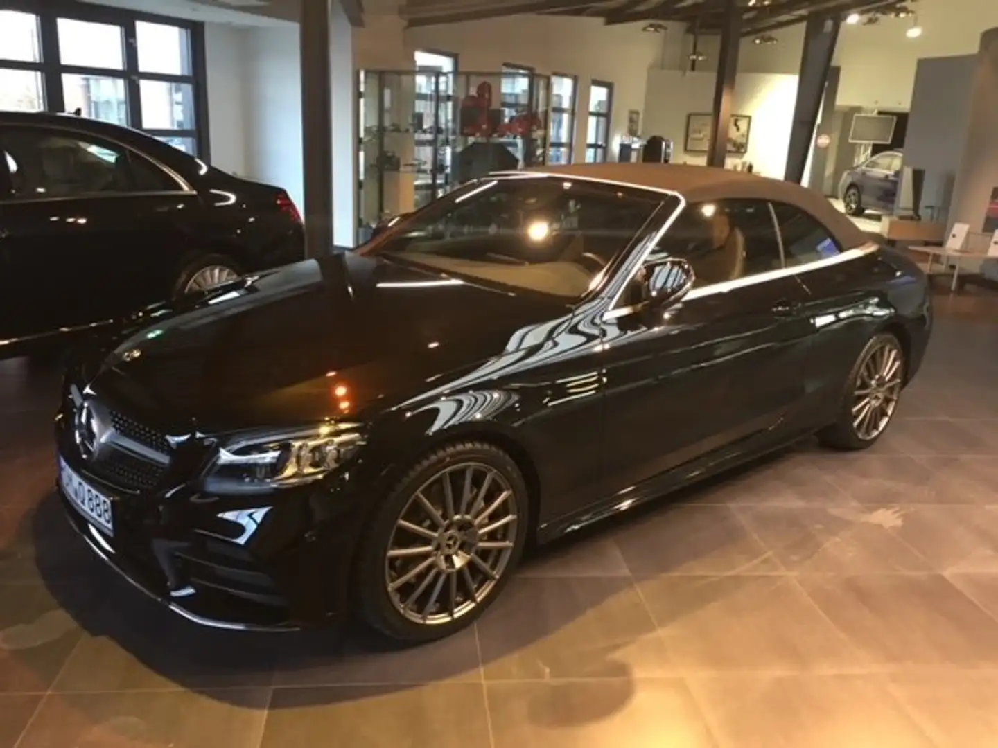 Mercedes-Benz C 300 C 300 Cabrio 9G-TRONICAMG Line Noir - 2