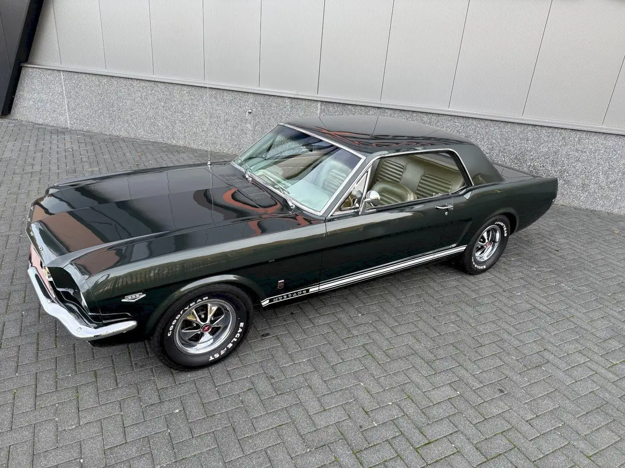 Ford Mustang Coupe K-Code, foto 3