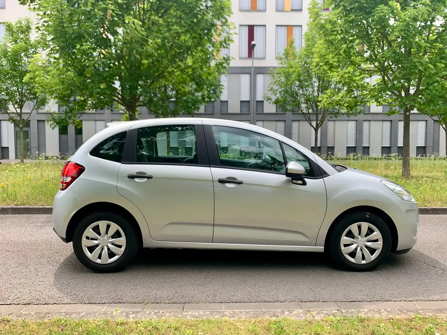 Citroen C3 C3 1.1 Attraction Silber - 1