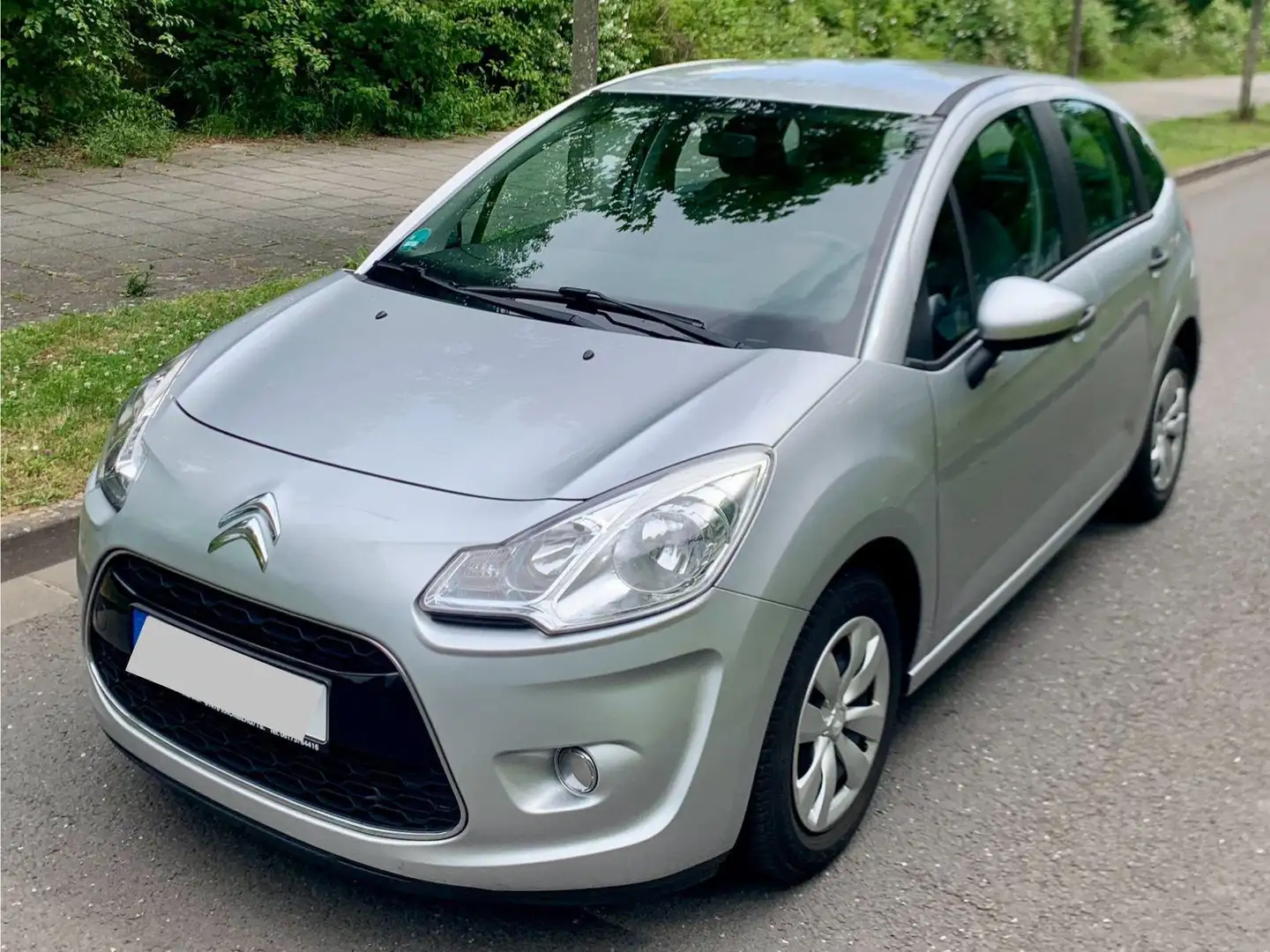 Citroen C3 C3 1.1 Attraction Silber - 2