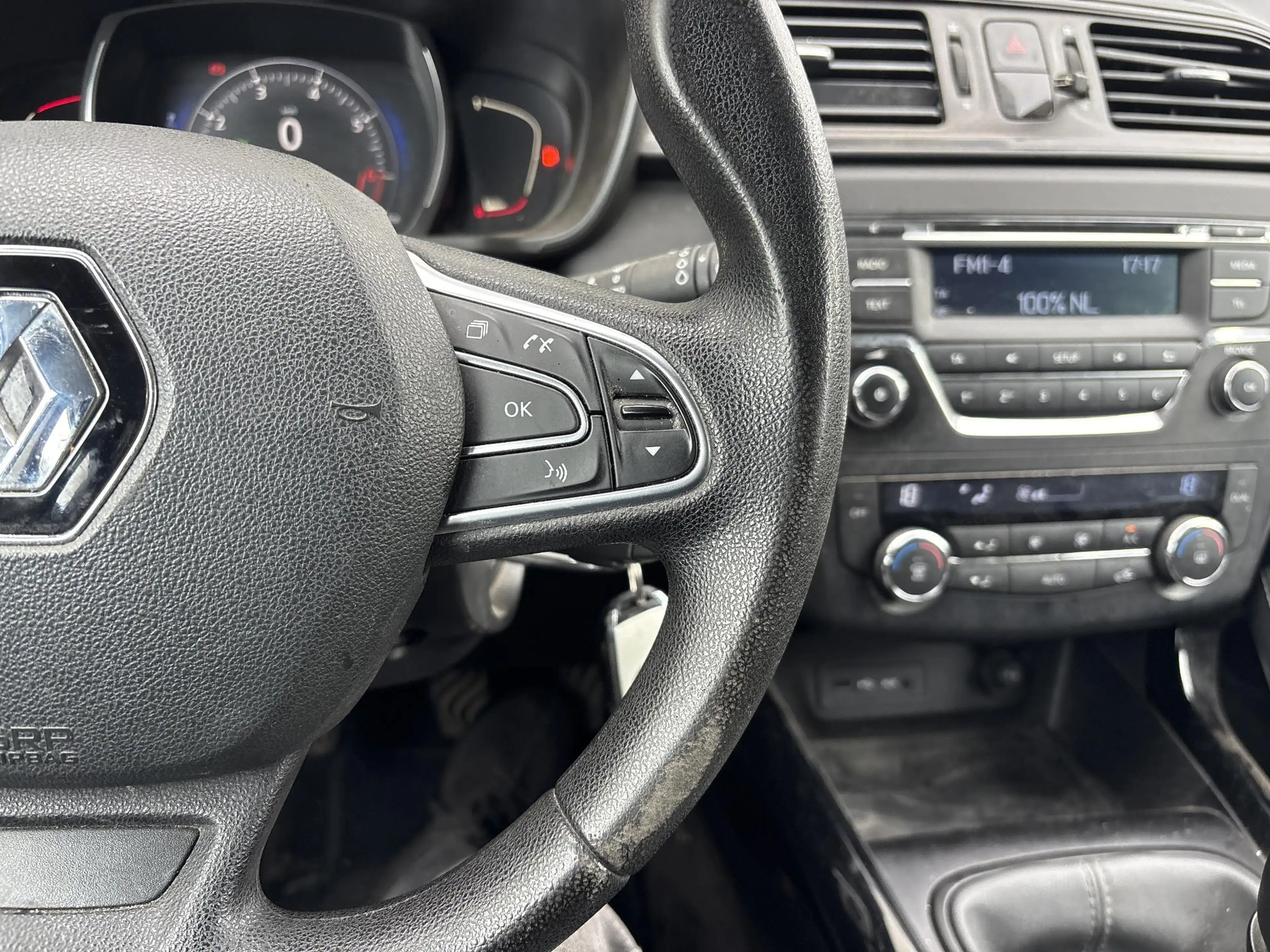 Renault Kadjar 1.2 TCe Life | Cruise | Climate | Trekhaak | — photo 11