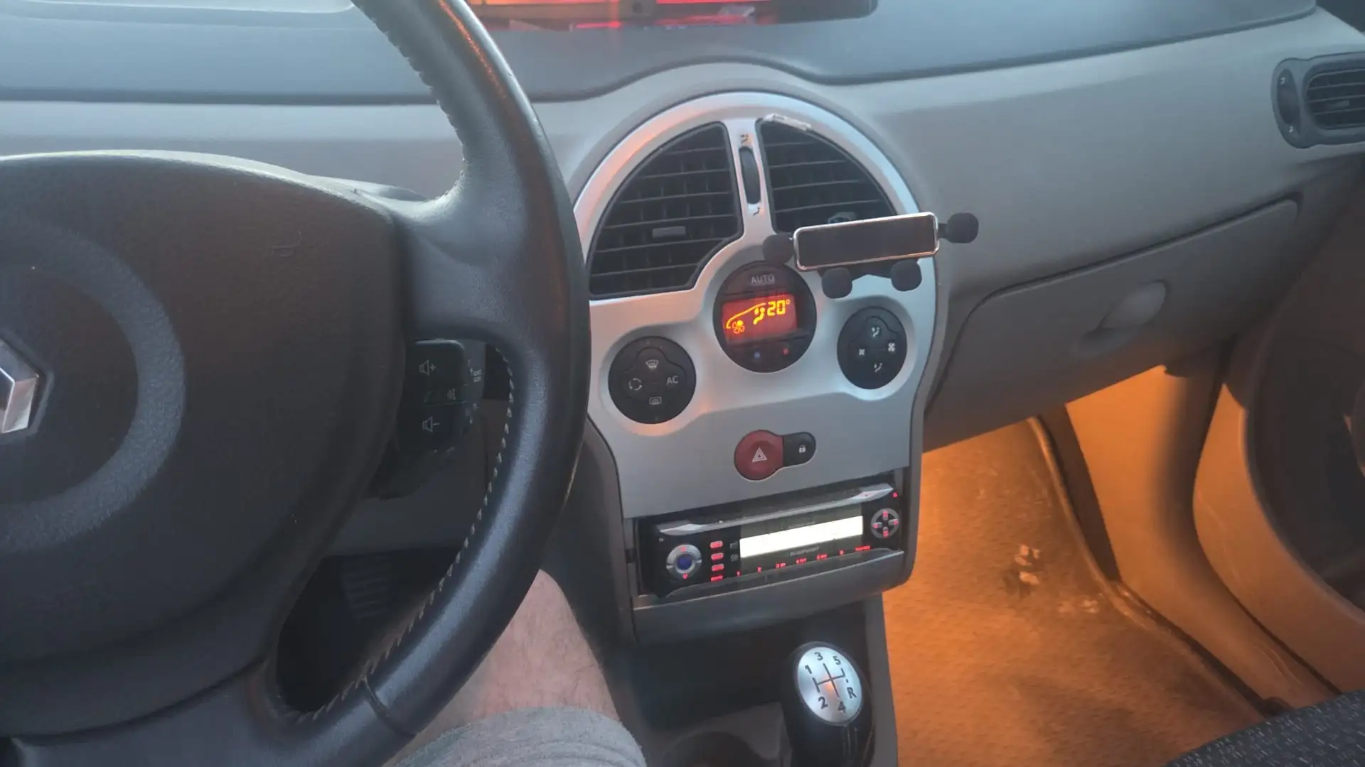Renault Modus 1.2 16V Privilege - 1