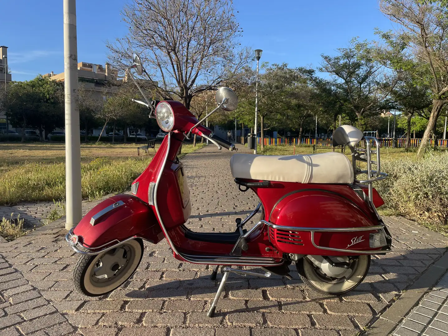 LML Star 125 LML fabricada bajo licencia de Vespa. - 1