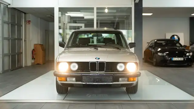 BMW 525 e Schiebedach Standheiz. 2. Hand Top Zustand!