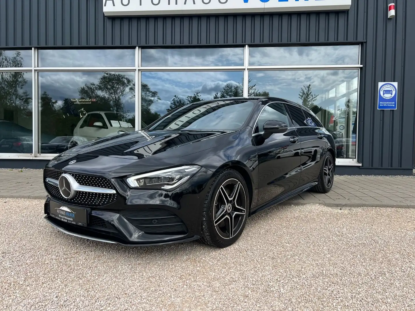 Mercedes-Benz CLA 250 AMG CLA 250+4Matic+DCT 7-Gang+Standheizung+ Zwart - 2