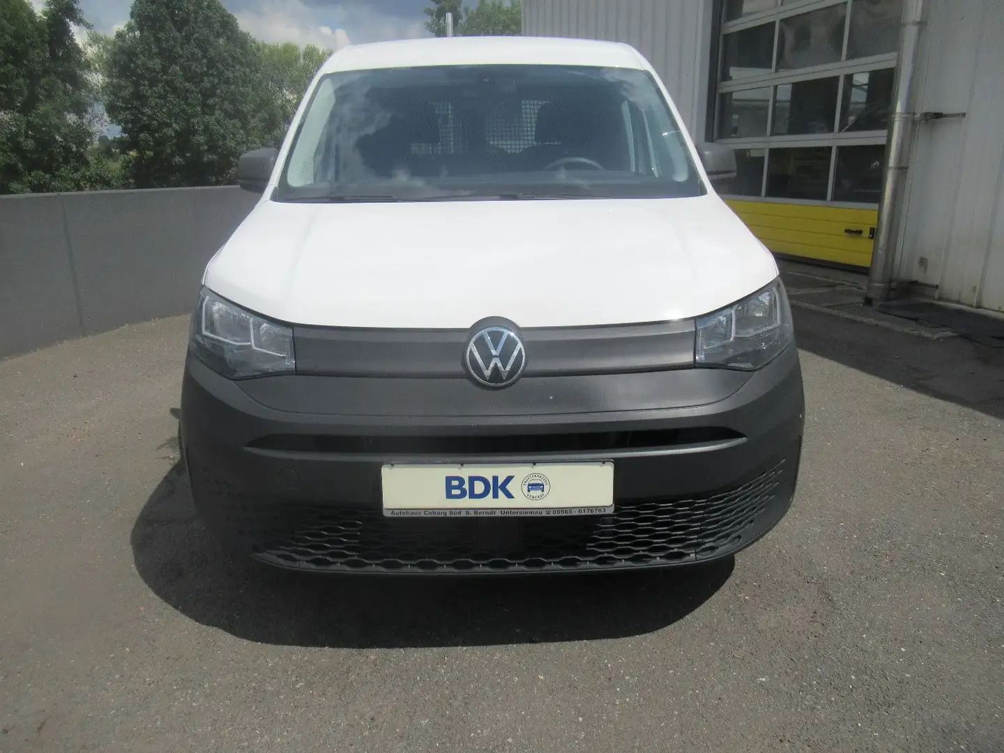 Volkswagen Caddy Cargo KLIMA AHK PDC RADIO SHZG Weiß - 2