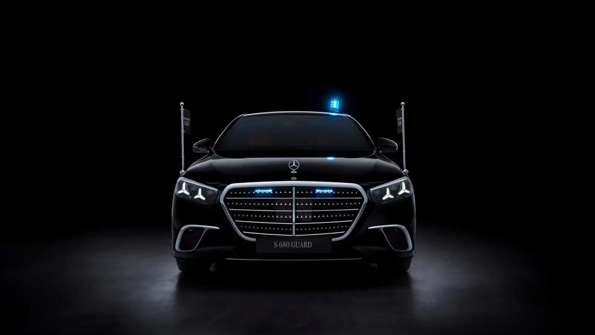 Mercedes-Benz S 680 GUARD VR10 4 MATIC HUD 4 SEATS BURM 360 MY27 Schwarz - 1