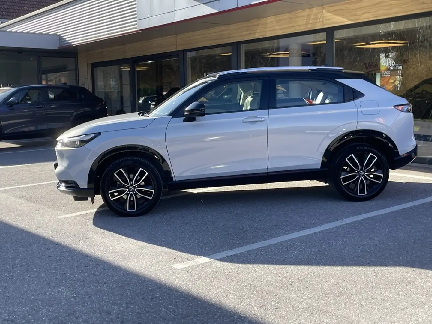 Honda HR-V 1,5 i-MMD Hybrid 2WD Advance Style Aut. Blanc - 2