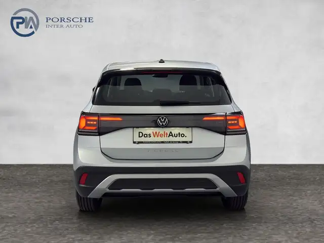 Volkswagen T-Cross view 5
