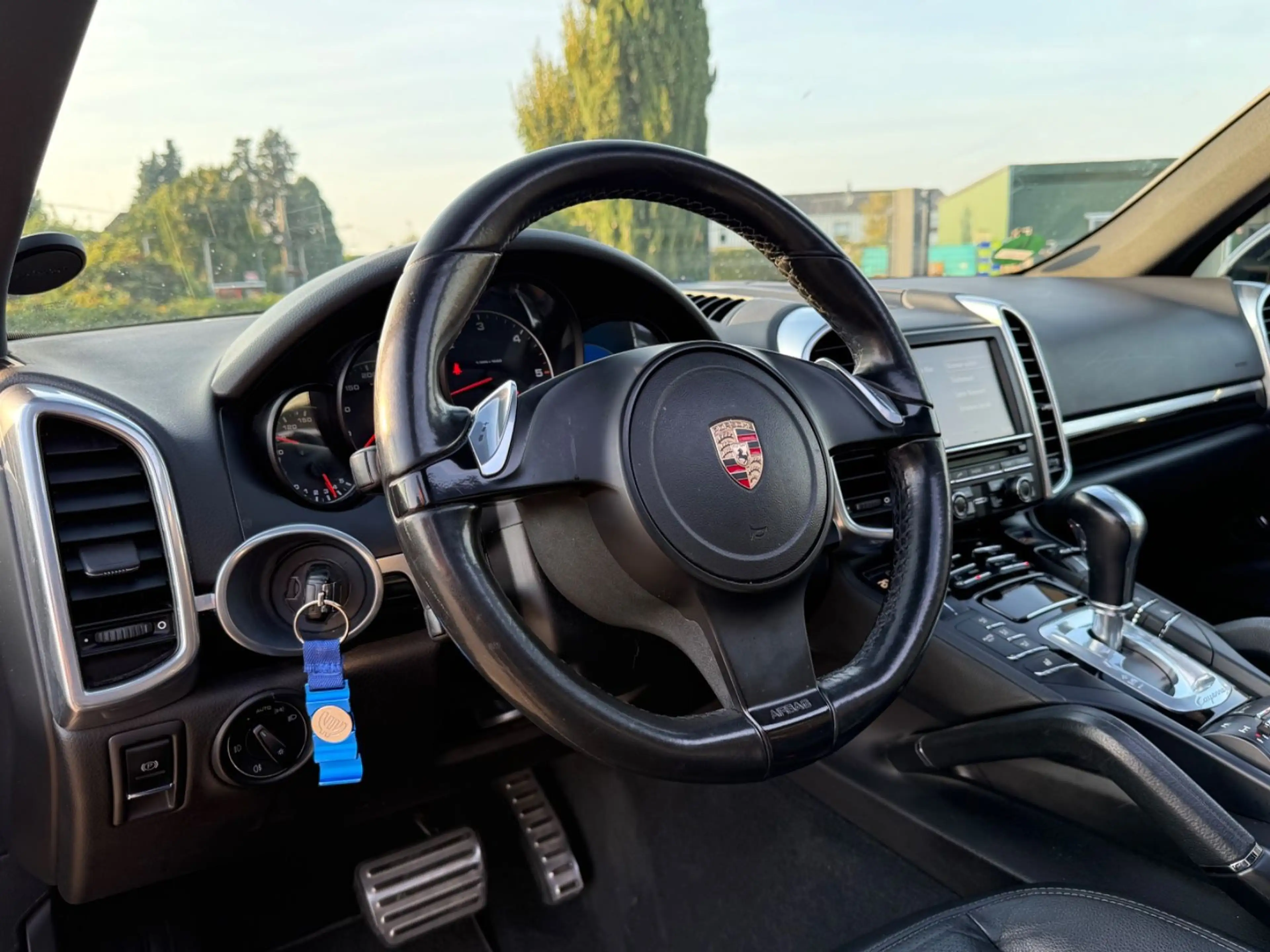 Porsche Cayenne Diesel 3.0*Pano*E.AHK*LEDER* — photo 15