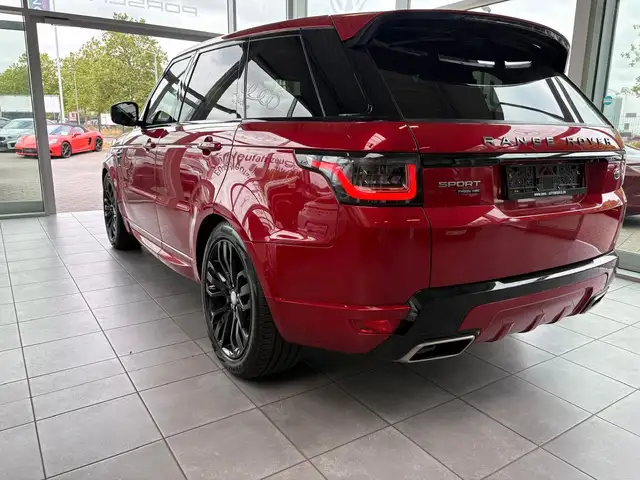 Land Rover Range Rover Sport P400e Hse view 3