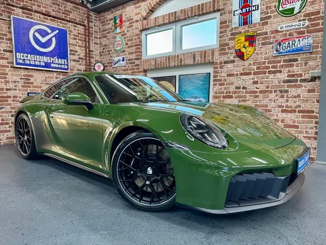 Porsche 992 992 (911) GTS Coupé 3.5 541cv Hybrid Cuarenta