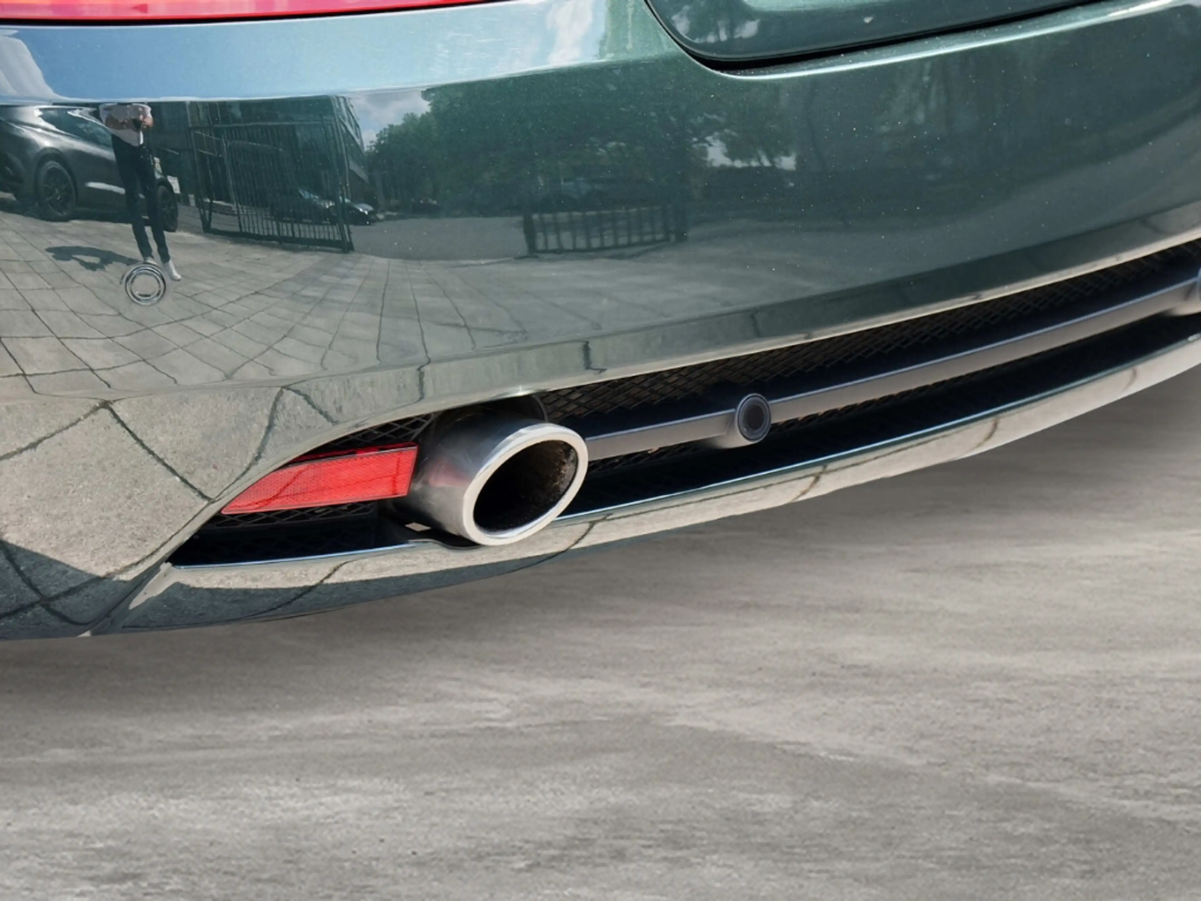 Aston Martin DB9 Ghilles Green / Sandstorm nur 21699km — photo 15