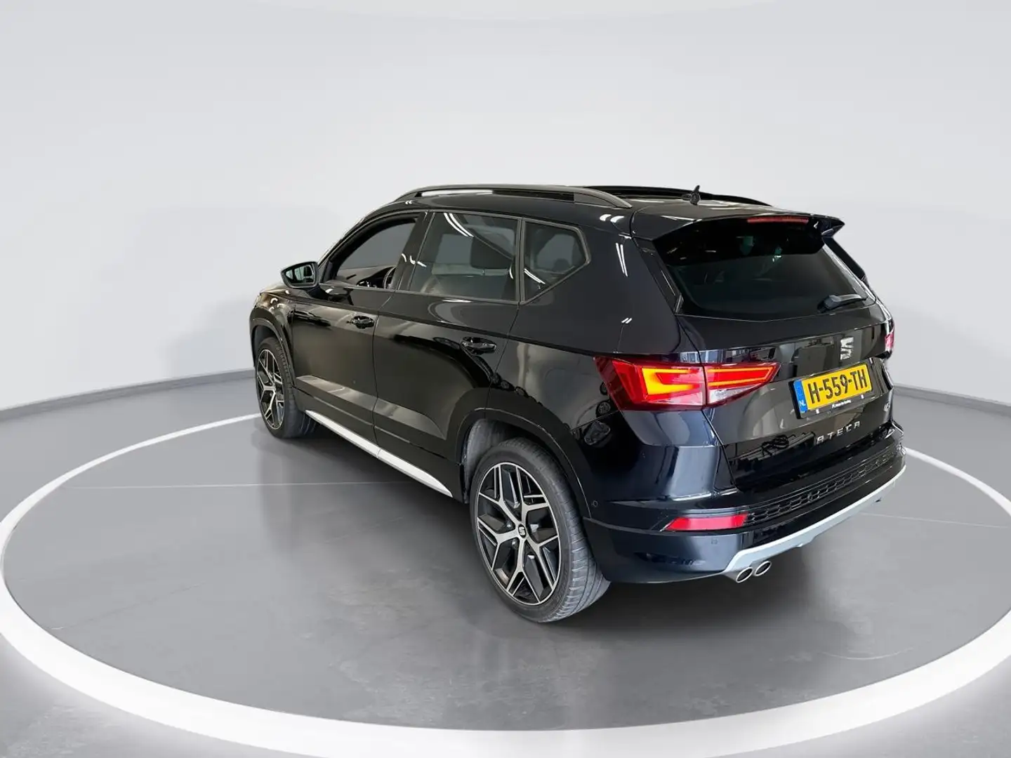 SEAT Ateca 1.5 Tsi 150pk DSG FR Business Intense · Apple/Andr Zwart - 2