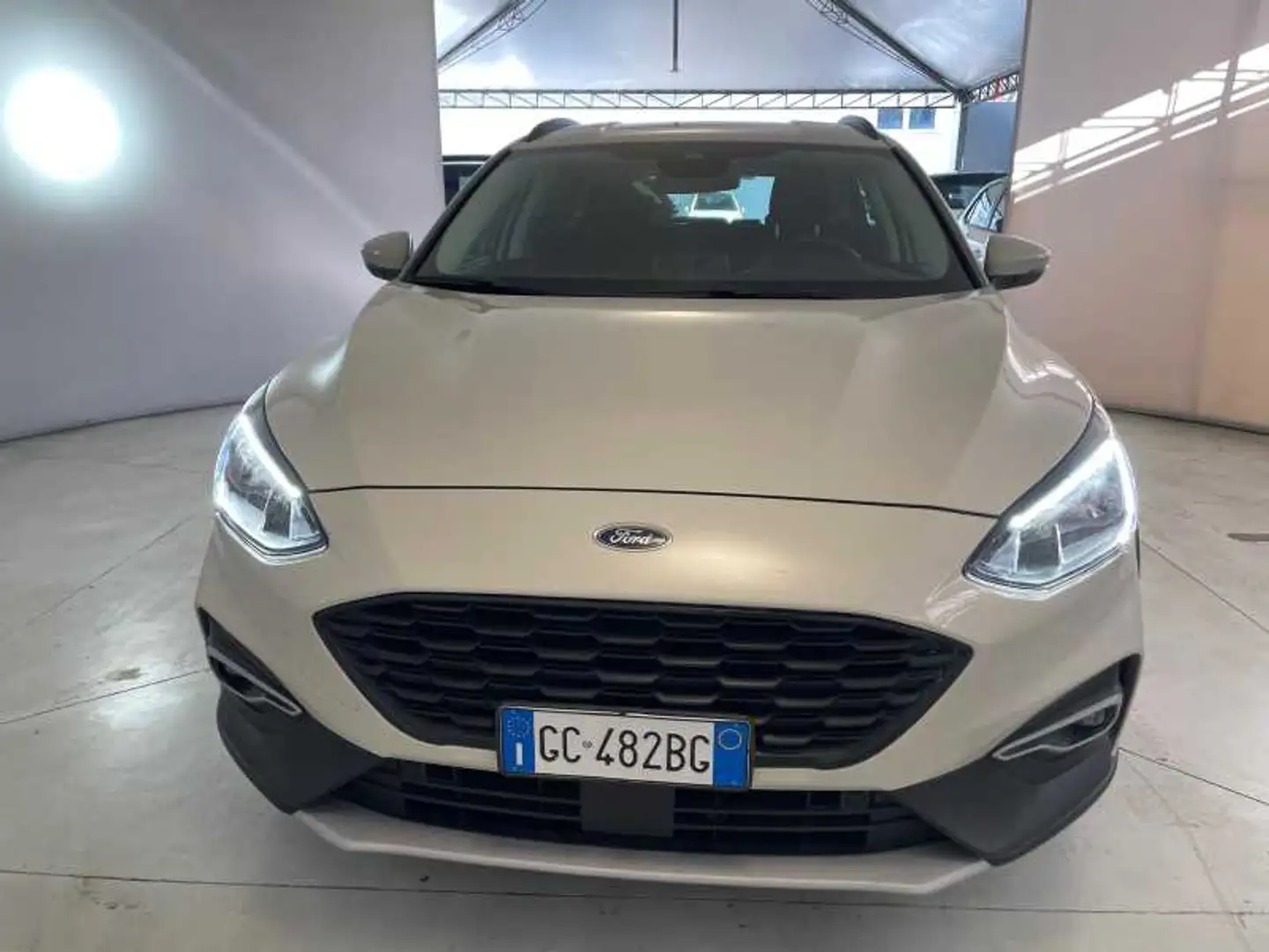 Ford Focus Station Wagon 1.5 EcoBlue ST-Line Білий - 2
